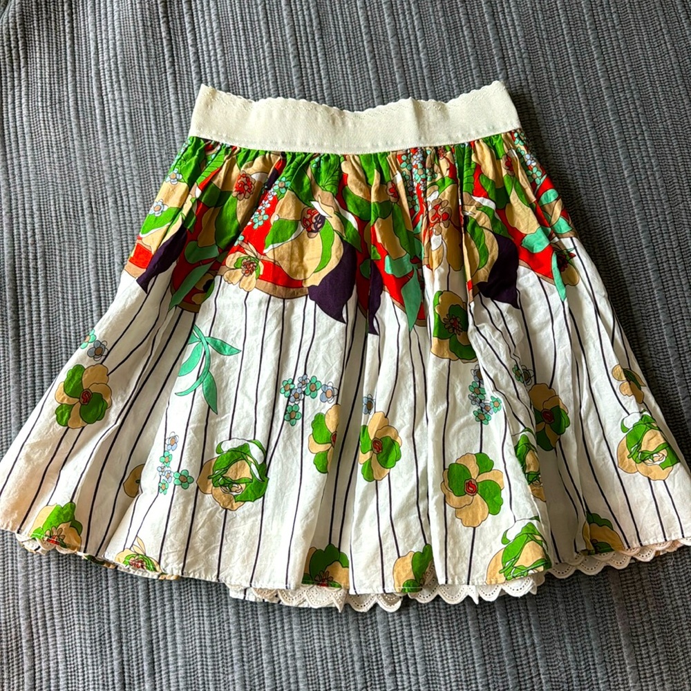 Forever 21 floral mini skirt